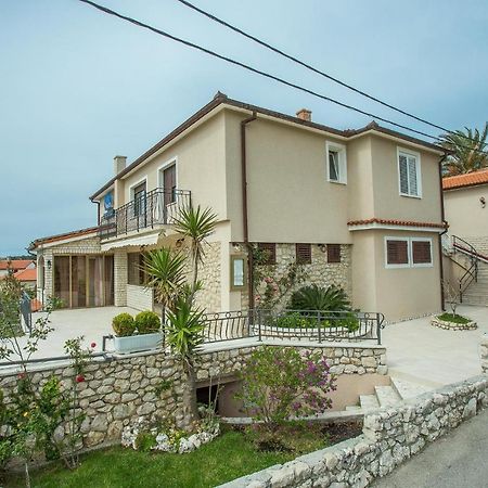 Apartments Nada Palit Экстерьер фото